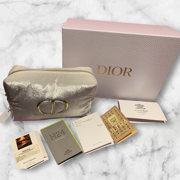 CHRISTIAN DIOR Cosmetic pouch, box and 5 luxe samples - Picture 1 of 15